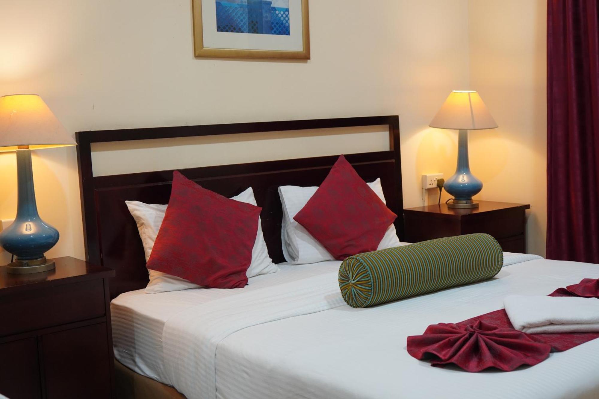 Onyx Hotel Apartments - Maha Hospitality Group 阿吉曼 外观 照片